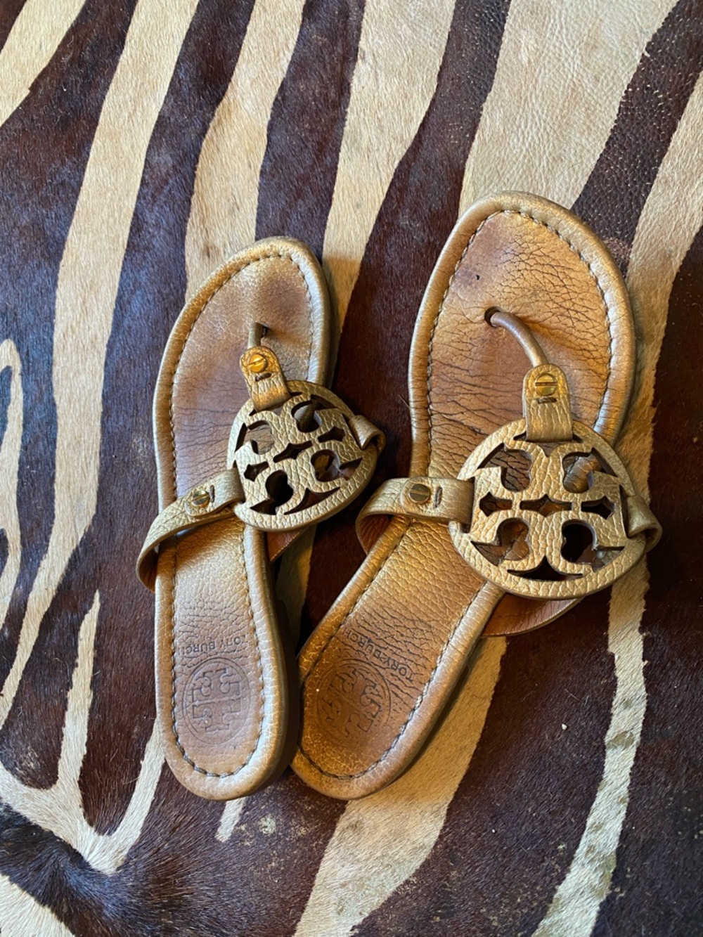 Tory Burch Metallic Gold Logo Thong Sandals 6